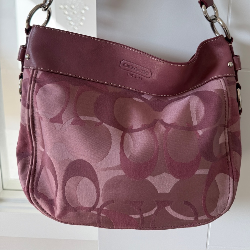 Like New Coach Optic Signature Convertible Zoe F14711 Dusty Rose Pink